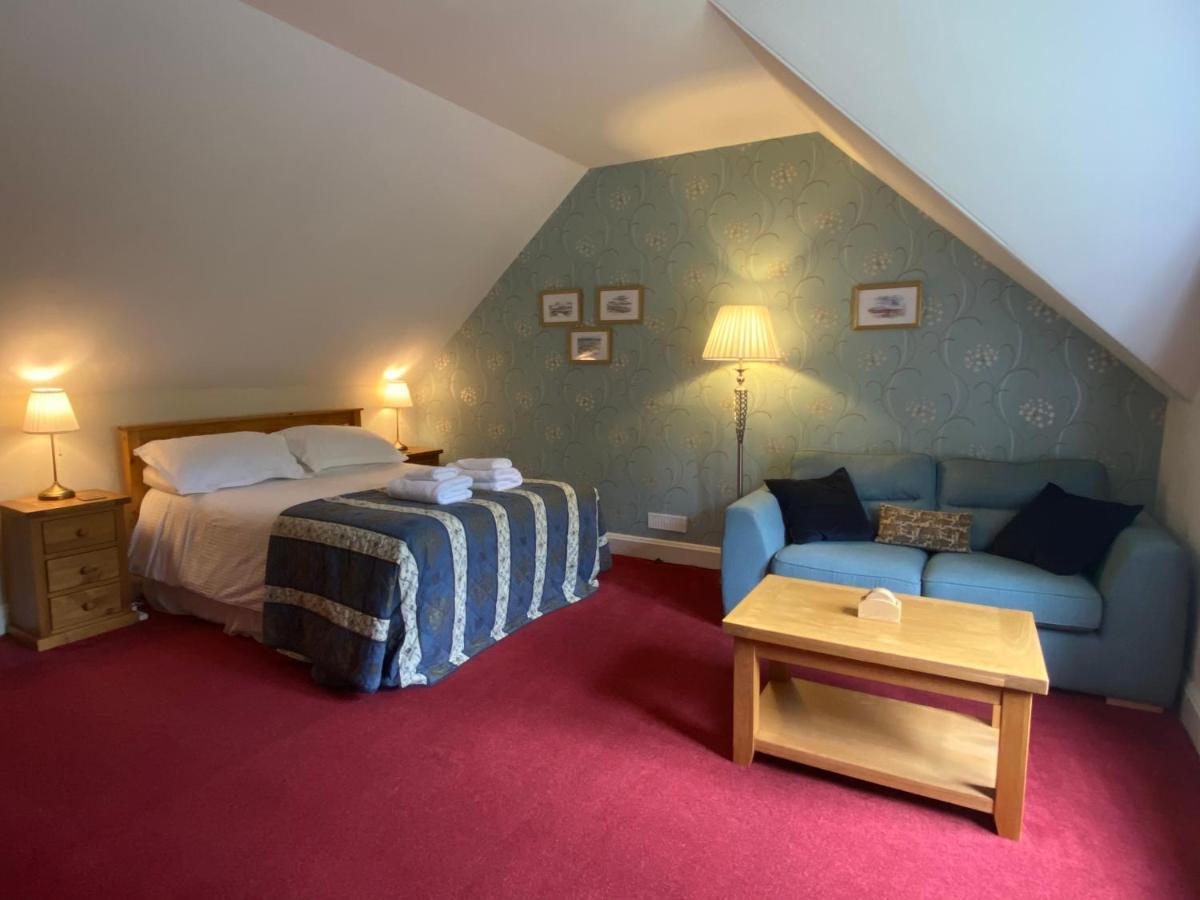 Glenan Lodge Self Catering 토마틴 외부 사진